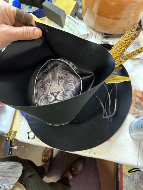 What are the different styles of hats that can be made?